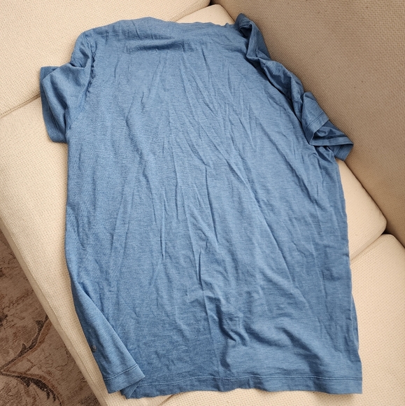 Lululemon Men's Tee - Picture 3 of 4